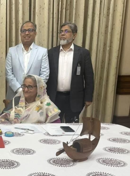 মাফিয়া সিআইপি মুজিবের খুঁটির জোর কোথায়?