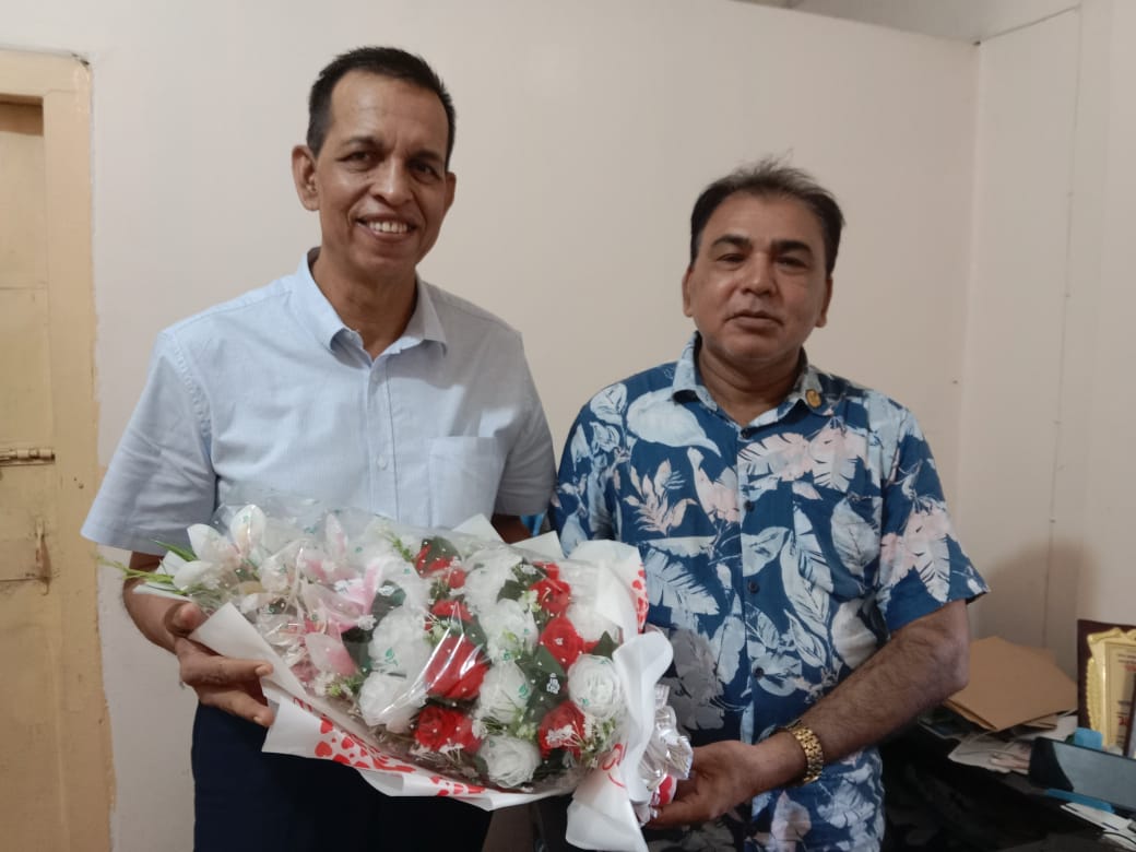 চাঁটগা টিভি অফিস পরিদর্শনে বিশিষ্ঠ সাংবাদিক মিজানুর রহমান চৌধুরী