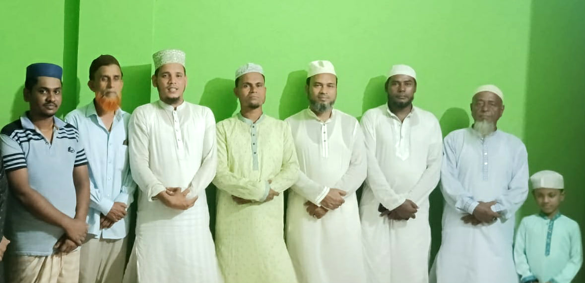 রাউজানে ঈদে মিলাদুন্নবী (সা:) মাহফিল অনুষ্ঠিত 