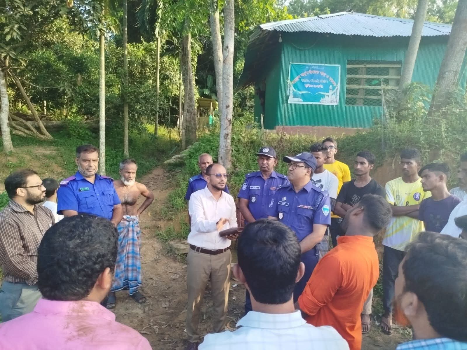 ভোলানাথ ধামকে ঘিরে গুজব! আইন-শৃঙ্খলা বাহিনীর ‌তৎপরতায় পরিস্থিতি স্বাভাবিক