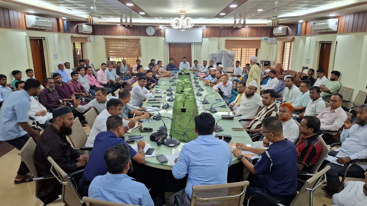 ফটিকছড়িতে দুর্গাপূজা উপলক্ষে প্রস্তুতিমূলক সভা