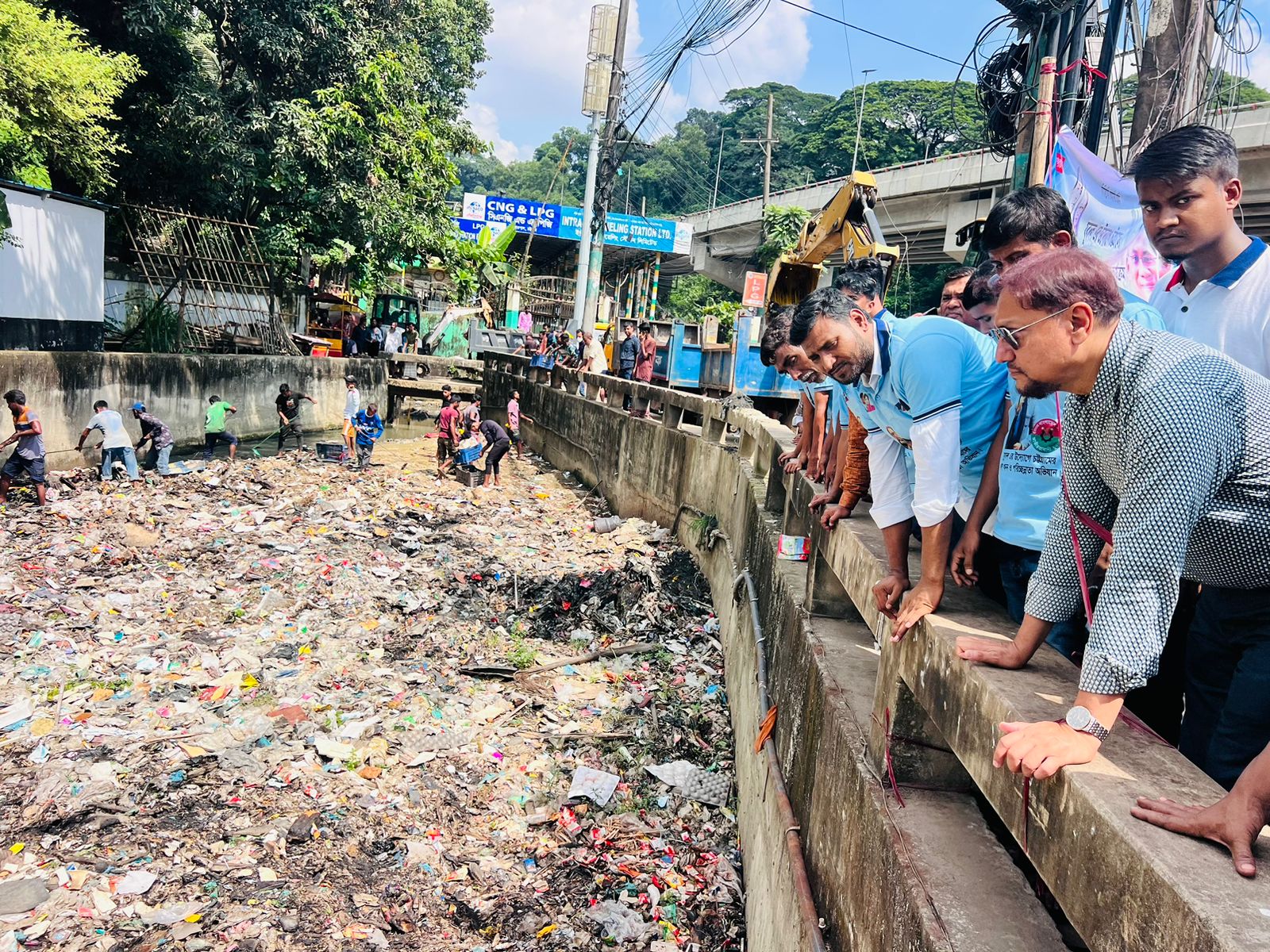 জলাবদ্ধতা নিরসনে নাগরিকদের সম্মিলিত প্রচেষ্টা প্রয়োজন : ডা. শাহাদাত হোসেন 