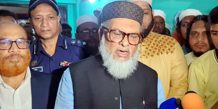 আমার কোনো সেকেন্ড হোম নেই, সেফ এক্সিট নয়, স্বাভাবিক এক্সিটেই দেশেই থাকবো : ধর্ম উপদেষ্টা