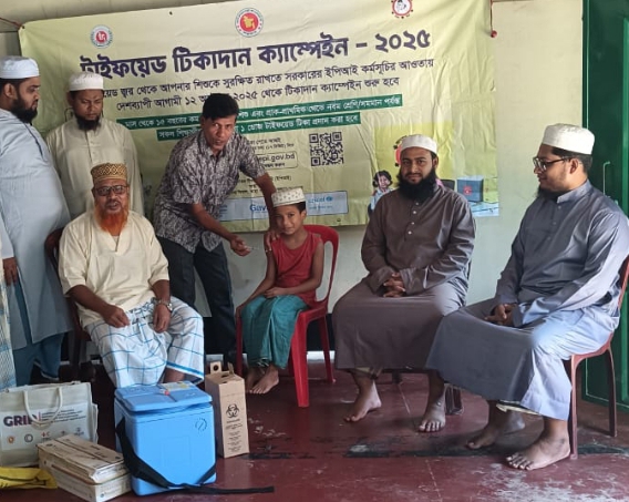 কুতুবদিয়ার দায়িত্বশীল স্বাস্থ্য সহকারী জসিম উদ্দিনের কর্মে খুশি এলাকাবাসী