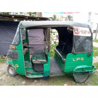  বোয়ালখালীতে দুই সিএনজি চুরি