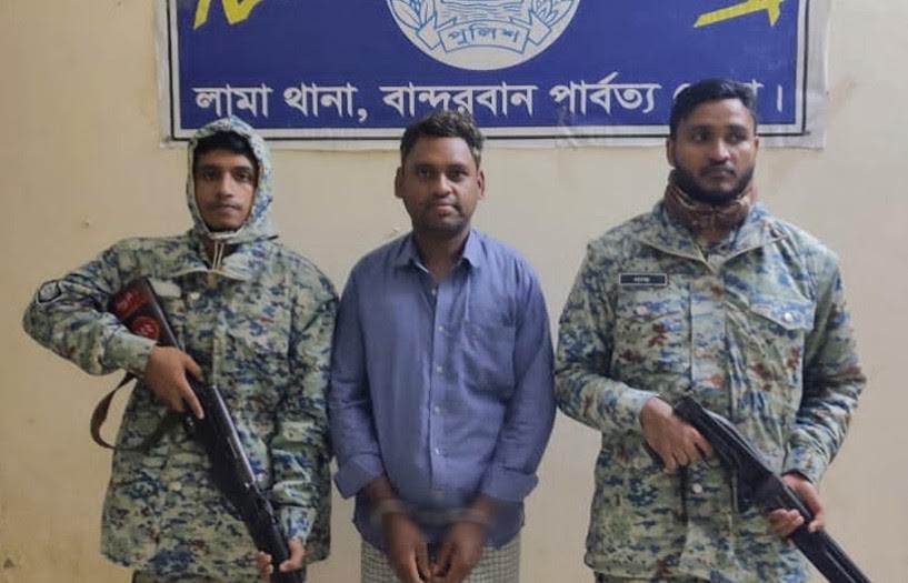 আলীকদমে পরিস্থিতি স্বাভাবিক, লামায় আওয়ামী লীগের মশাল মিছিল ও সড়কে আগুন, গ্রেপ্তার ১