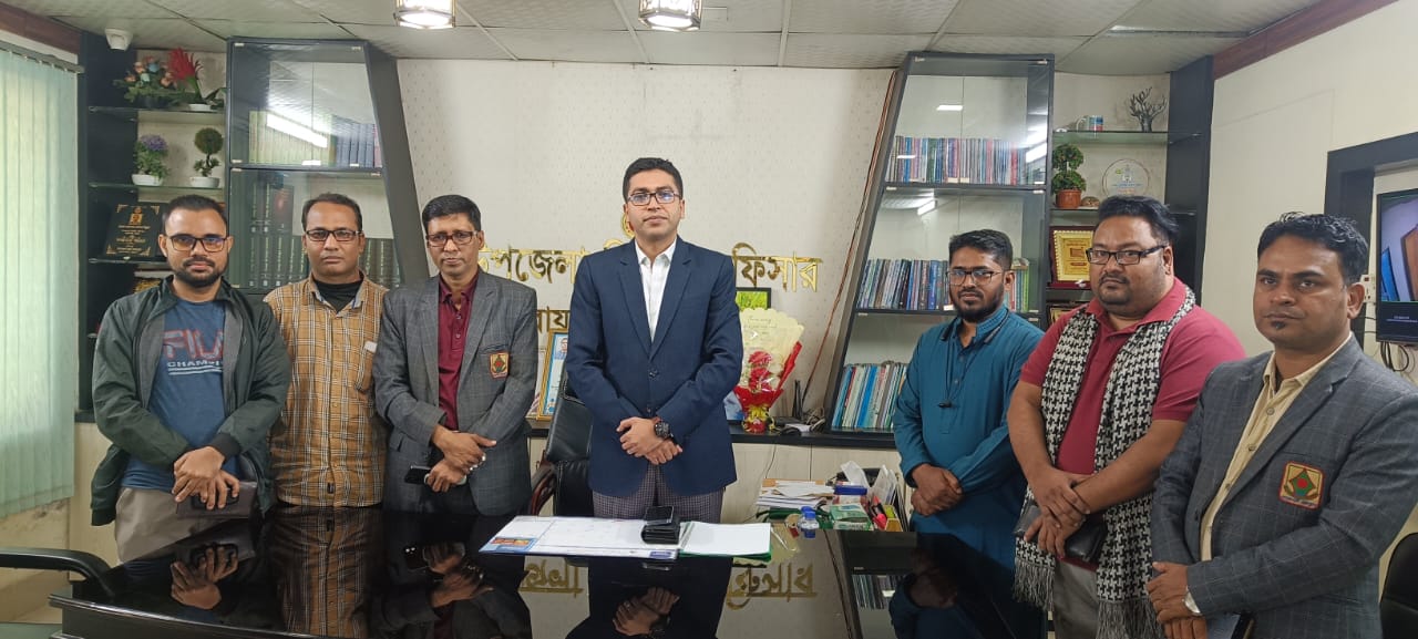 বোয়ালখালীর ইউএনও রহমত উল্লাহর পদোন্নতি ও বদলি সাংবাদিকদের বিদায়ী শুভেচ্ছা