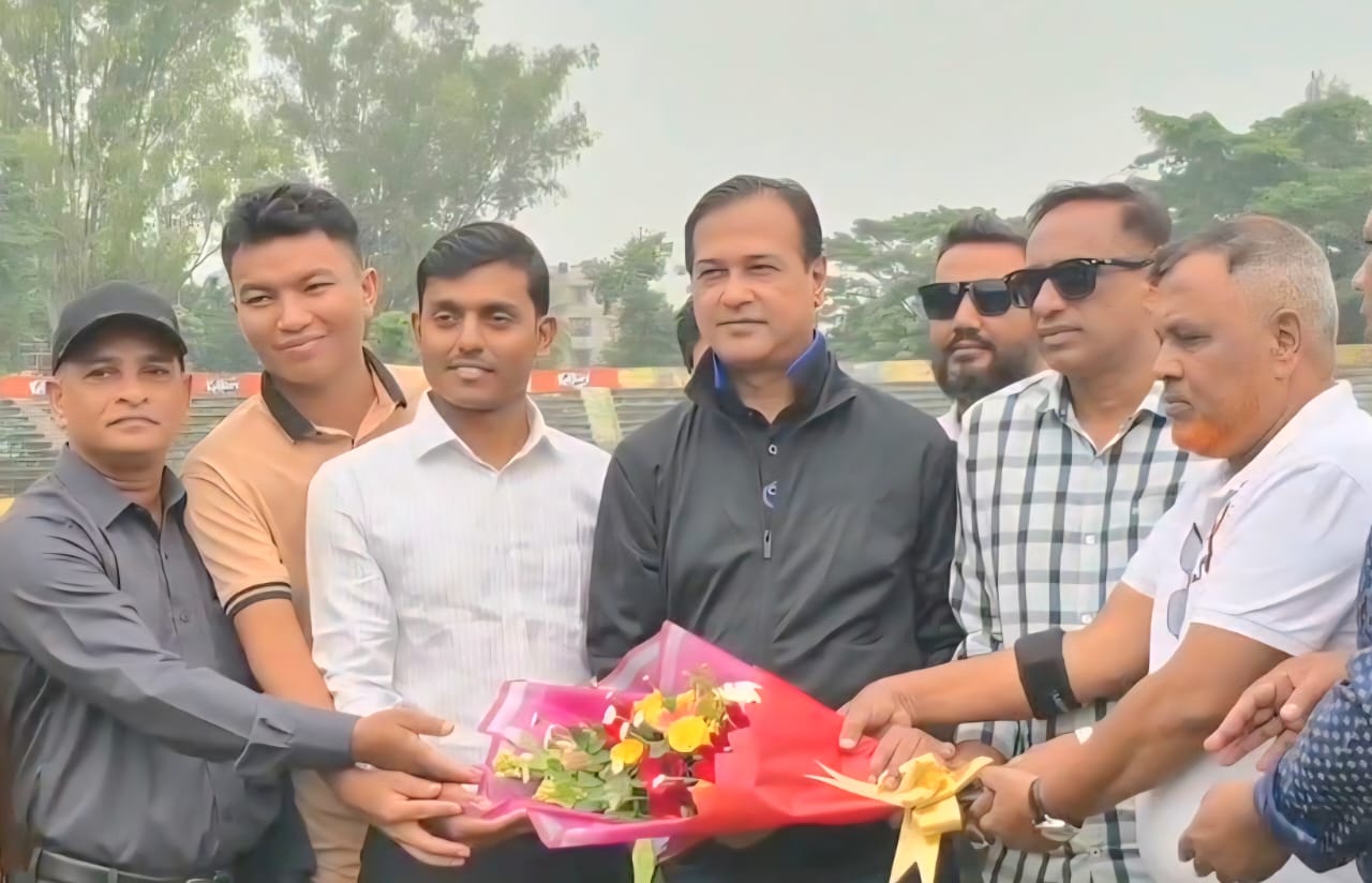 রাঙামাটির ক্রীড়াঙ্গনের পরিবেশ নিয়ে আসিফ আকবরের হতাশা প্রকাশ
