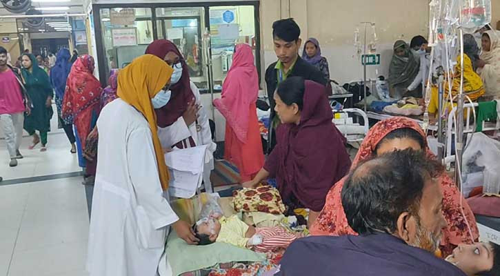 শীত আসতেই চট্টগ্রামে বাড়ছে শিশুদের ঠাণ্ডাজনিত রোগ, হাসপাতালে ভিড়
