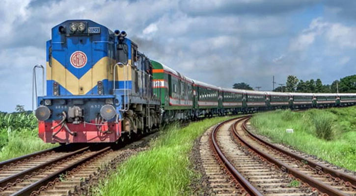 ৯ বছর পর ঢাকা-চট্টগ্রামসহ ৬ রুটে বাড়ছে ট্রেনের ভাড়া