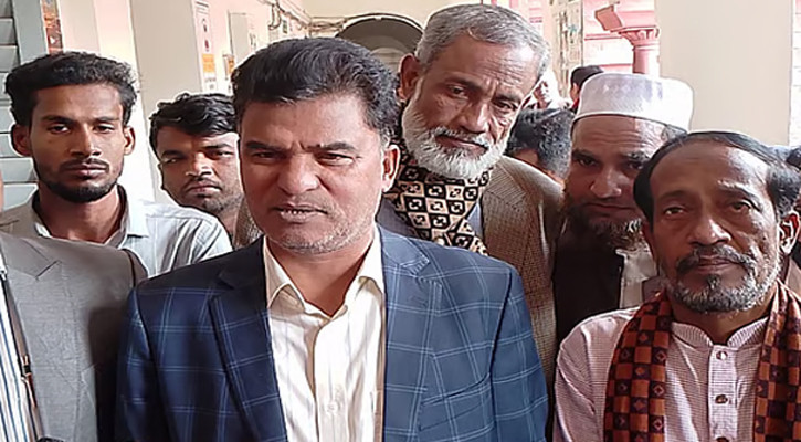 স্বতন্ত্র প্রার্থী হতে ইউপি চেয়ারম্যানের পদ ছাড়লেন লেয়াকত আলী