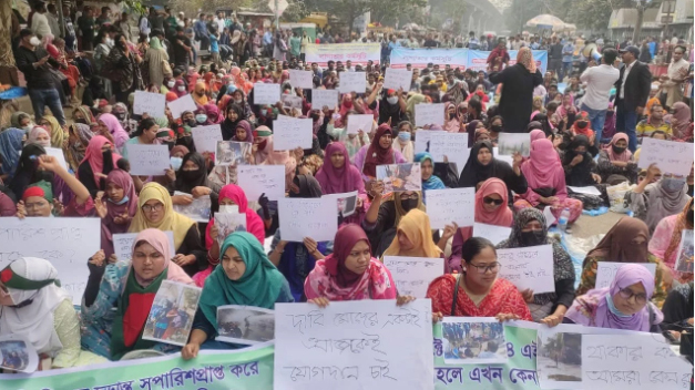প্রাথমিক শিক্ষক আন্দোলনে কোথাও শাটডাউন কোথাও পরীক্ষা