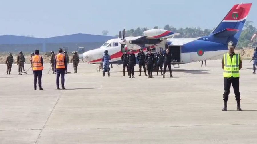 কক্সবাজার বিমানবন্দরে নিরাপত্তা মহড়া, যাত্রীদের উদ্ধার