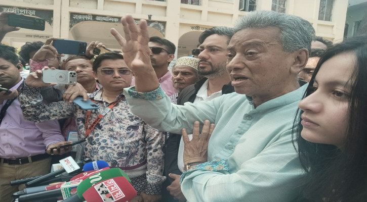 গণতন্ত্র ফিরে আসছে, মানুষ অনুভব করছে: আমীর খসরু