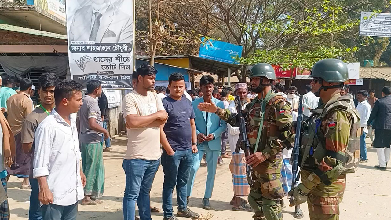 রোহিঙ্গা ক্যাম্প এলাকায় কঠোর নিরাপত্তা জোরদার