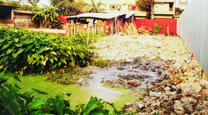 মোহরায় পুকুর ভরাট, স্থানীয়দের মধ্যে ক্ষোভ