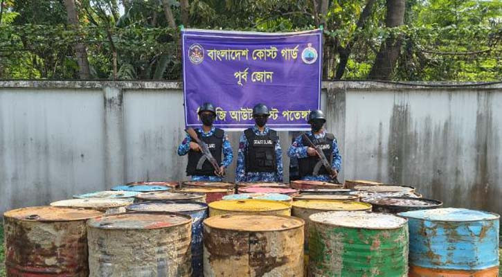 পতেঙ্গায় ৭ টন জেট ফুয়েল, ৬ টন ডিজেল, দেড় টন অকটেন জব্দ