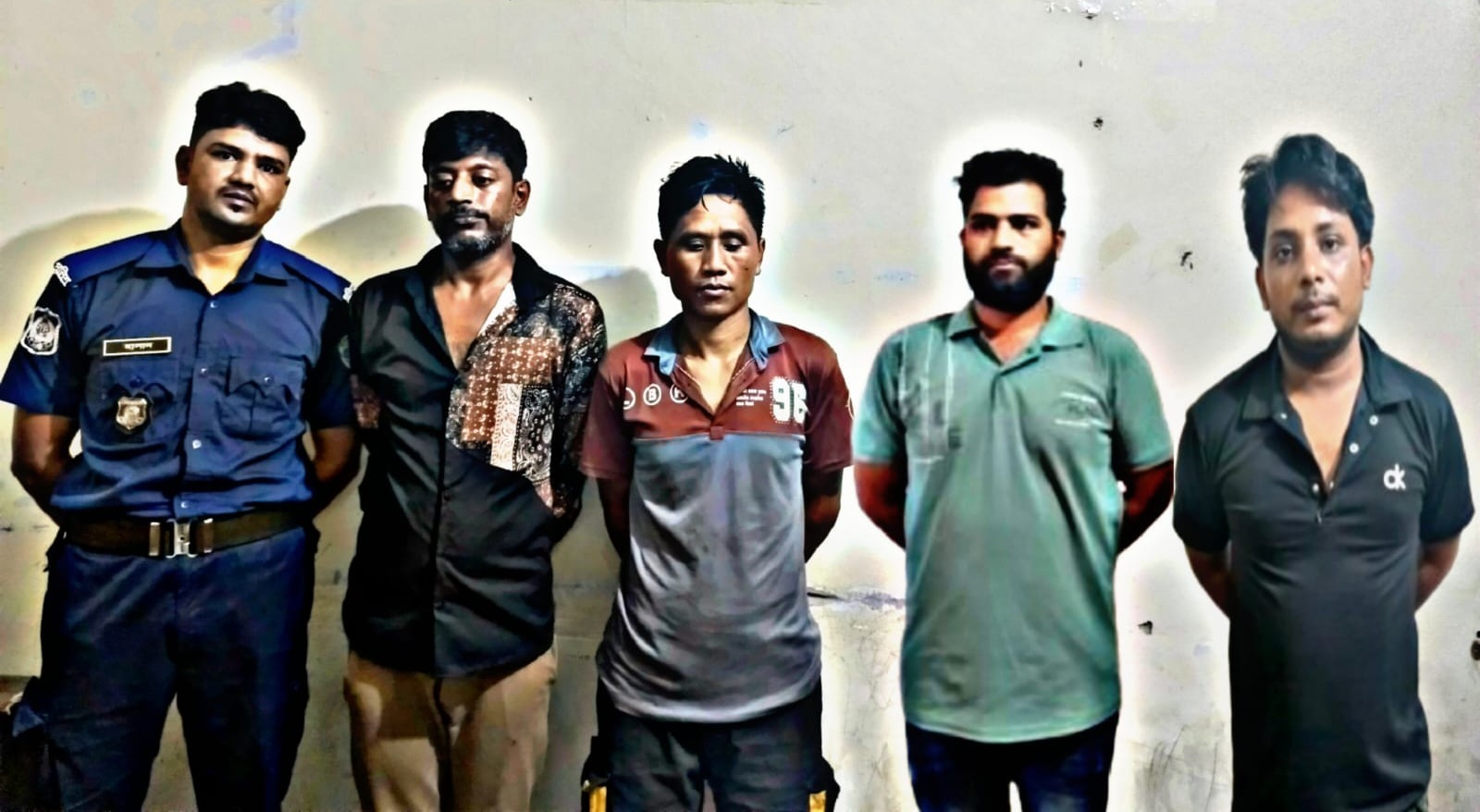 রাঙ্গামাটিতে কোতয়ালী থানার বিশেষ অভিযানে ‘মাদক সম্রাট’ দিপুসহ গ্রেফতার-৪
