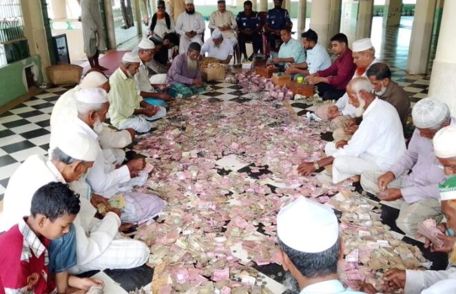 শ্রীপুর বুড়া মসজিদের দানবাক্সে মিলল ৬ লাখ ৪৫ হাজার টাকা