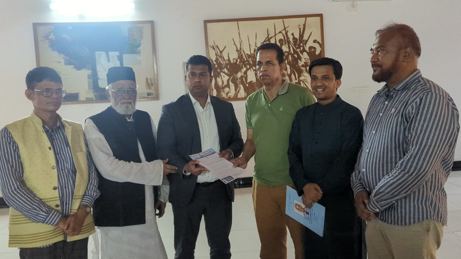 ১২ দফা দাবিতে প্রধানমন্ত্রীর নিকট ‘সচেতন চট্টলাবাসী’র স্মারকলিপি