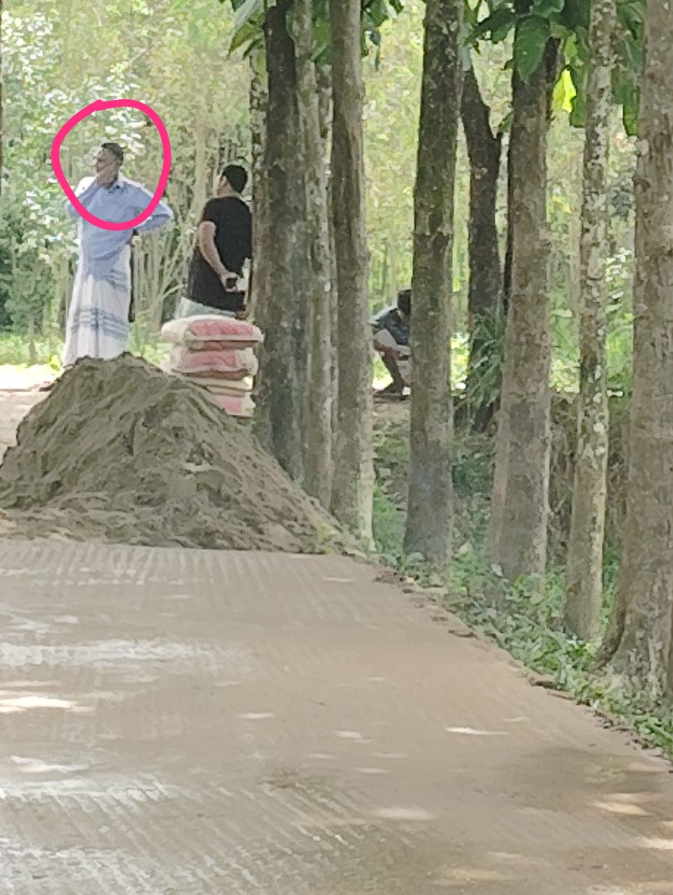 চন্দনাইশে অস্ত্র মামলার আসামি বাচা মিয়ার বিরুদ্ধে মাদক ব্যবসা, চাঁদাবাজি ও ভূমি দখলের অভিযোগ