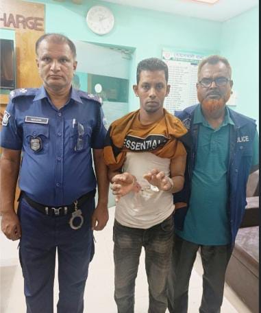 বোয়ালখালীতে আসামি ধরতে গিয়ে লঙ্কাকাণ্ড: ৩ পুলিশসহ আহত ৫