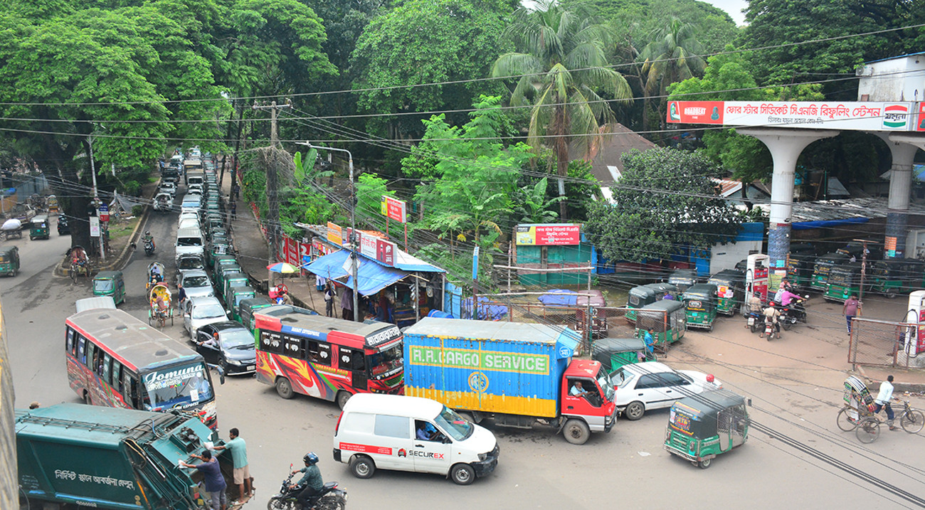 কয়েক দিন স্বস্তির পর ফের তীব্র গ্যাস সংকট